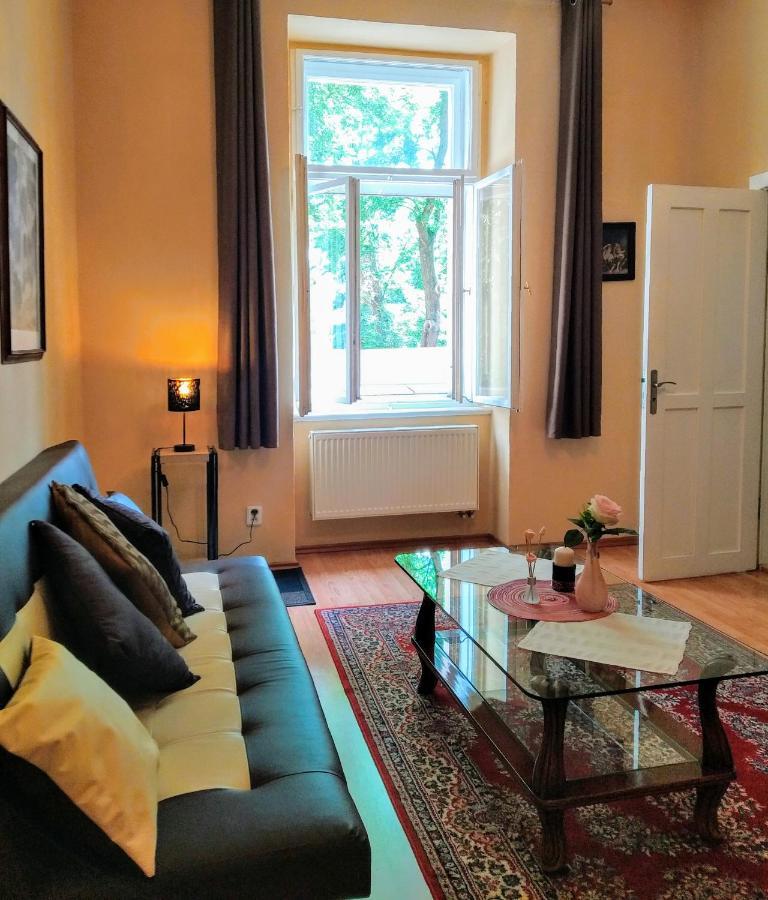 Apartment Sense Of Zizkov Praha Eksteriør bilde